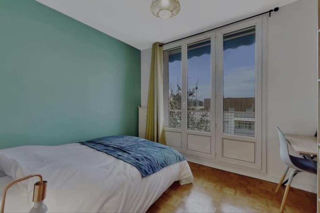 Appartement Neuf Pour 6, Parking Et Box, Au Calme Villeurbanne Ngoại thất bức ảnh