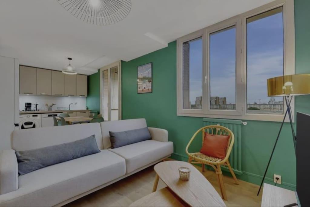 Appartement Neuf Pour 6, Parking Et Box, Au Calme Villeurbanne Ngoại thất bức ảnh